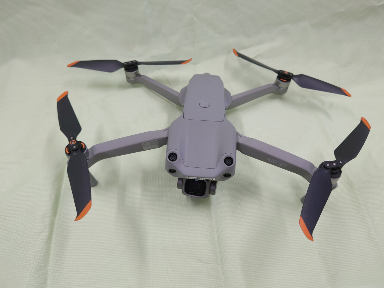 DJI　AIR2S